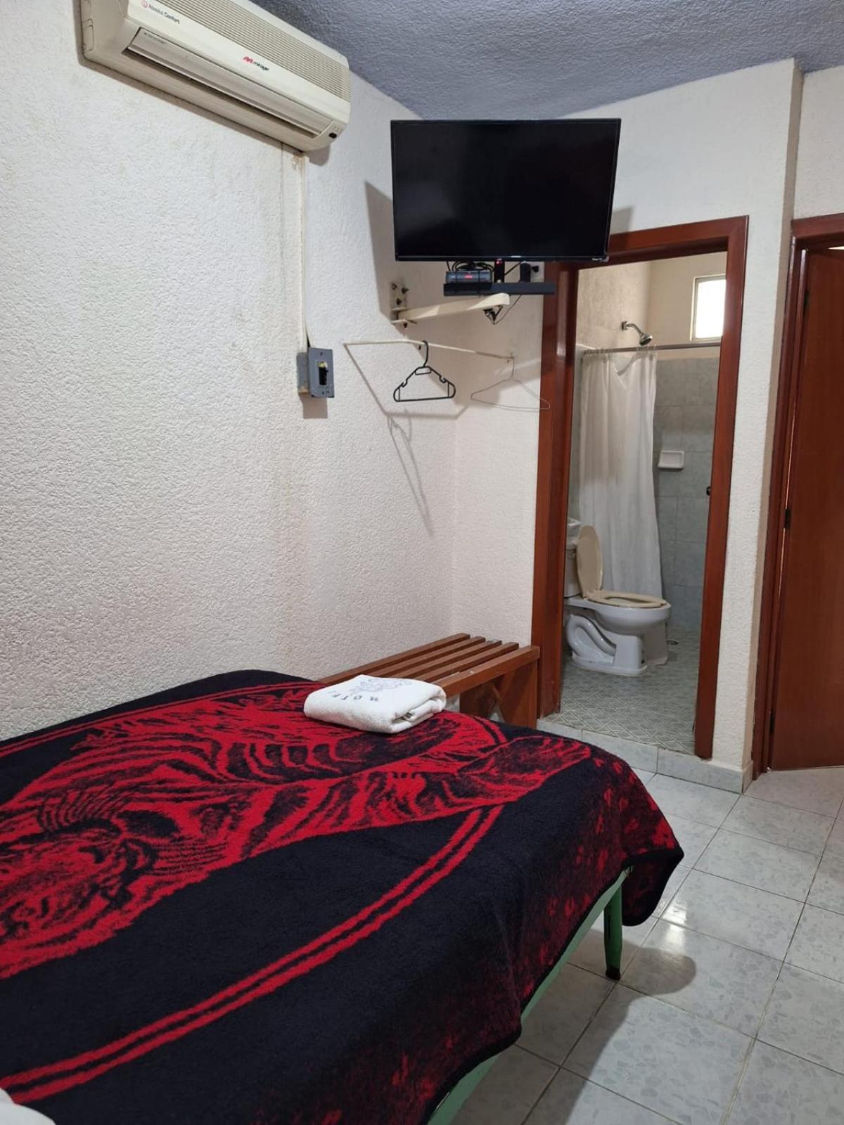 וייארמוסה Hotel Carmelitas 42 מראה חיצוני תמונה